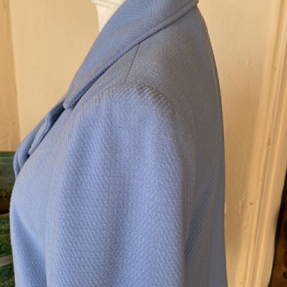 Baby blue button front jacket by Requirements size medium - Picture 4 of 10